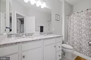 42310 Crawford Ter, Brambleton, VA 20148 - Photo 50