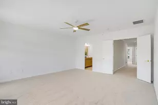 19283 Winmeade Dr, Leesburg, VA 20176 - Photo 32