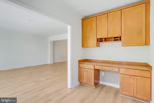 19283 Winmeade Dr, Leesburg, VA 20176 - Photo 14