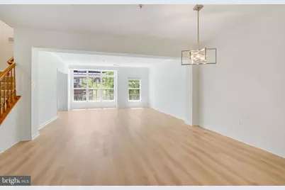 19283 Winmeade Drive, Leesburg, VA 20176 - Photo 8