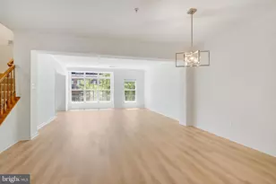 19283 Winmeade Dr, Leesburg, VA 20176 - Photo 8