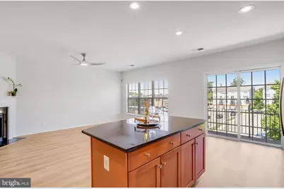 19283 Winmeade Drive, Leesburg, VA 20176 - Photo 18