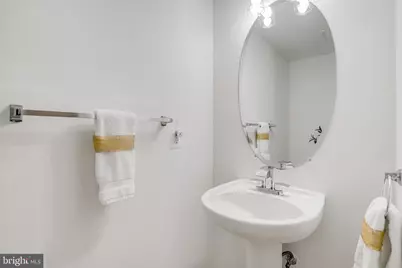 19283 Winmeade Drive, Leesburg, VA 20176 - Photo 16
