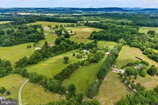 43910 Spinks Ferry Rd, Leesburg, VA 20176 - Photo 2