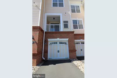 23315 Milltown Knoll Square #104, Ashburn, VA 20148 - Photo 2