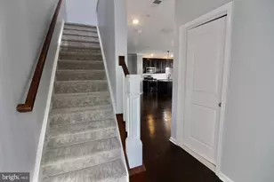 23315 Milltown Knoll Square, Ashburn, VA 20148 - Photo 8