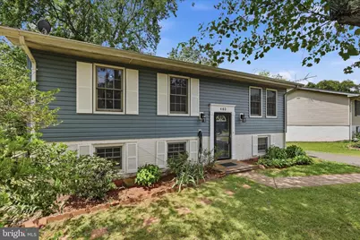 403 E Laurel Avenue, Sterling, VA 20164 - Photo 4