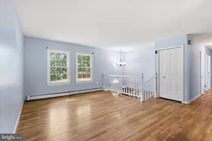 403 E Laurel Ave, Sterling, VA 20164 - Photo 8