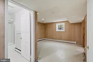 403 E Laurel Ave, Sterling, VA 20164 - Photo 22