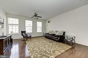 22677 Flowing Spring Square, Brambleton, VA 20148 - Photo 2