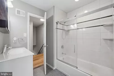 1072 Tottenham Court, Sterling, VA 20164 - Photo 16