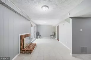 1072 Tottenham Ct, Sterling, VA 20164 - Photo 30