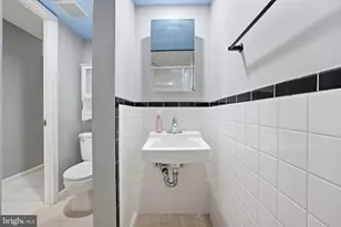 1072 Tottenham Ct, Sterling, VA 20164 - Photo 28