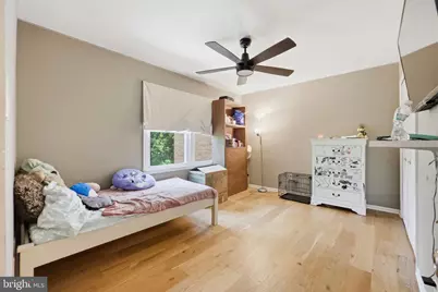 1072 Tottenham Court, Sterling, VA 20164 - Photo 18