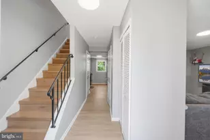 1072 Tottenham Ct, Sterling, VA 20164 - Photo 4