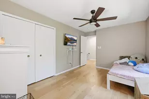 1072 Tottenham Ct, Sterling, VA 20164 - Photo 20