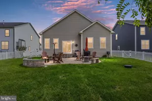 801 Stephan Mace Ct, Purcellville, VA 20132 - Photo 2