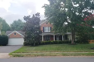 21326 Thimbleweed Ct, Ashburn, VA 20147 - Photo 1