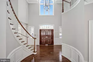 20581 Myers Pl, Leesburg, VA 20175 - Photo 2