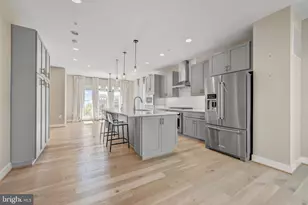 22961 Quiet Crossing Ter, Broadlands, VA 20148 - Photo 16