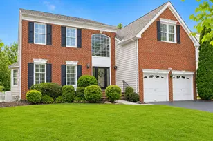 19871 La Bete Ct, Ashburn, VA 20147 - Photo 2
