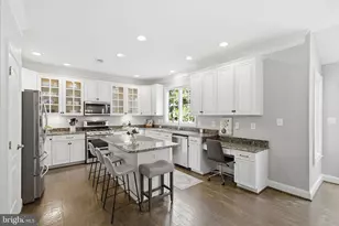 19871 La Bete Ct, Ashburn, VA 20147 - Photo 12