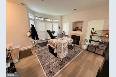 21174 Domain Terrace, Sterling, VA 20165 - Photo 2