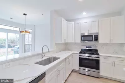 21174 Domain Terrace, Sterling, VA 20165 - Photo 10