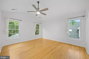 20712 Parkside Cir, Sterling, VA 20165 - Photo 28