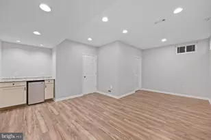 20712 Parkside Cir, Sterling, VA 20165 - Photo 52