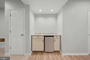 20712 Parkside Cir, Sterling, VA 20165 - Photo 54