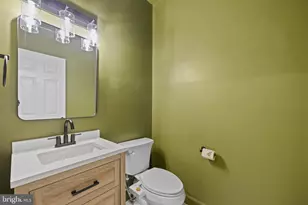 20712 Parkside Cir, Sterling, VA 20165 - Photo 26
