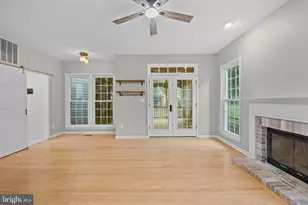 20712 Parkside Cir, Sterling, VA 20165 - Photo 18
