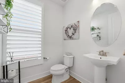 23135 Glenwood Heights Circle, Brambleton, VA 20148 - Photo 12