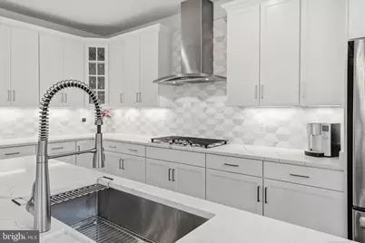23135 Glenwood Heights Circle, Brambleton, VA 20148 - Photo 26