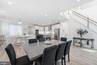 23135 Glenwood Heights Circle, Brambleton, VA 20148 - Photo 16