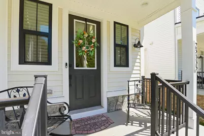 23135 Glenwood Heights Circle, Brambleton, VA 20148 - Photo 6