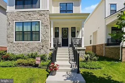 23135 Glenwood Heights Circle, Brambleton, VA 20148 - Photo 4