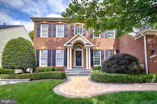 47276 Ox Bow Cir, Sterling, VA 20165 - Photo 2
