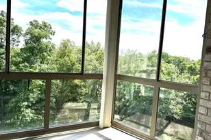 19375 Cypress Ridge Terrace, Leesburg, VA 20176 - Photo 12