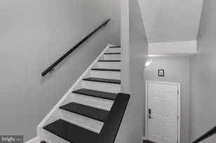 21600 Romans Dr, Ashburn, VA 20147 - Photo 2