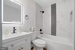 706 S Dogwood Ct, Sterling, VA 20164 - Photo 26