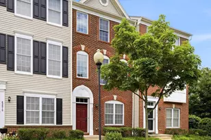 42817 Pamplin Terrace, Chantilly, VA 20152 - Photo 2