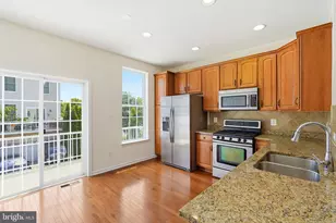 42817 Pamplin Terrace, Chantilly, VA 20152 - Photo 6