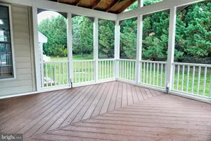 43759 Mink Meadows St, Chantilly, VA 20152 - Photo 10