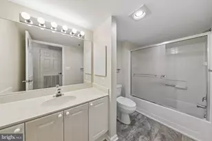 19385 Cypress Ridge, Leesburg, VA 20176 - Photo 8