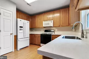 43046 Francis Square, Chantilly, VA 20152 - Photo 28