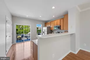 25165 Femoyer Terrace, Chantilly, VA 20152 - Photo 6