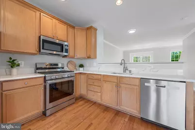 25165 Femoyer Terrace, Chantilly, VA 20152 - Photo 10