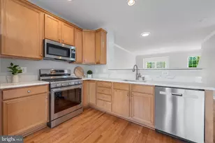 25165 Femoyer Terrace, Chantilly, VA 20152 - Photo 10